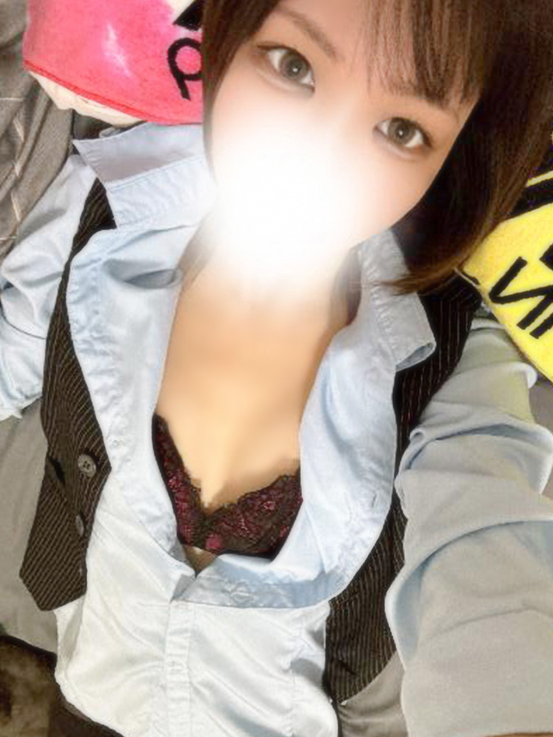 肨 vtB[