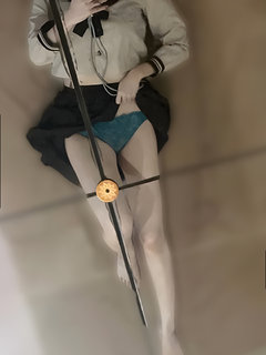 172cm�̃i�[�X����� �v���t�B�[��